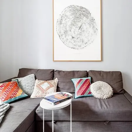 Quaint Kallio Hideaway In Amazing Location Apartment *